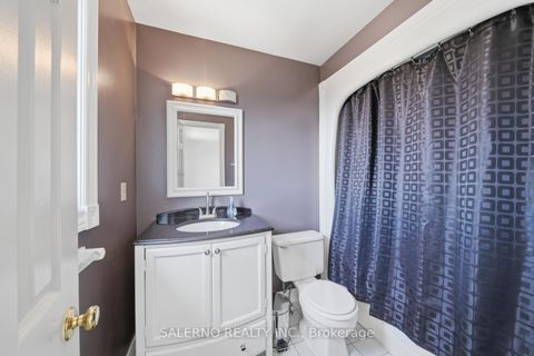 Photo 32 at 115 Ayton Crescent, Islington Woods, Vaughan