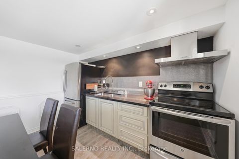 Photo 40 at 115 Ayton Crescent, Islington Woods, Vaughan