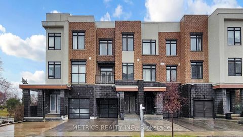 Photo 0 at 4 Glenngarry Crescent, Maple, Vaughan