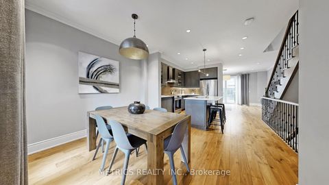 Photo 19 at 4 Glenngarry Crescent, Maple, Vaughan