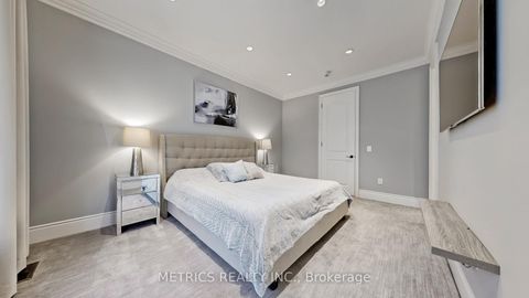 Photo 30 at 4 Glenngarry Crescent, Maple, Vaughan