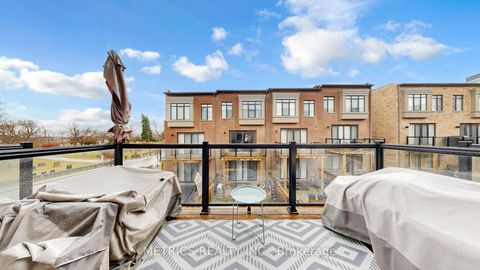 Photo 39 at 4 Glenngarry Crescent, Maple, Vaughan