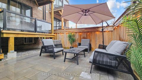 Photo 42 at 4 Glenngarry Crescent, Maple, Vaughan