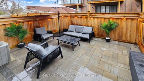 Photo 43 at 4 Glenngarry Crescent, Maple, Vaughan