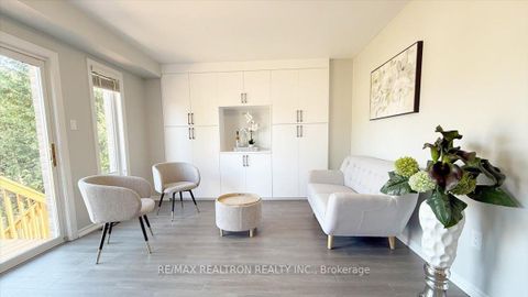 Photo 16 at 19 Tamarack Trail, Bayshore, Barrie