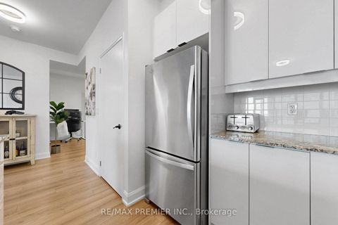 Photo 14 at 1807 - 2910 Highway 7, Concord, Vaughan