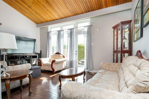 Photo 7 at 66 - 351 Military Trail, Morningside, Toronto