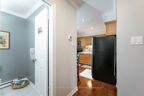Photo 8 at 66 - 351 Military Trail, Morningside, Toronto
