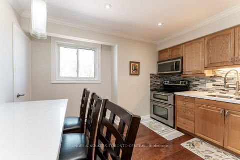 Photo 11 at 66 - 351 Military Trail, Morningside, Toronto