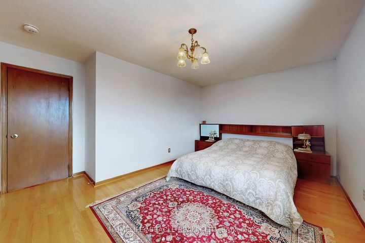 Photo 18 at 14 Rodwell Court, Fletcher's Creek South, Brampton