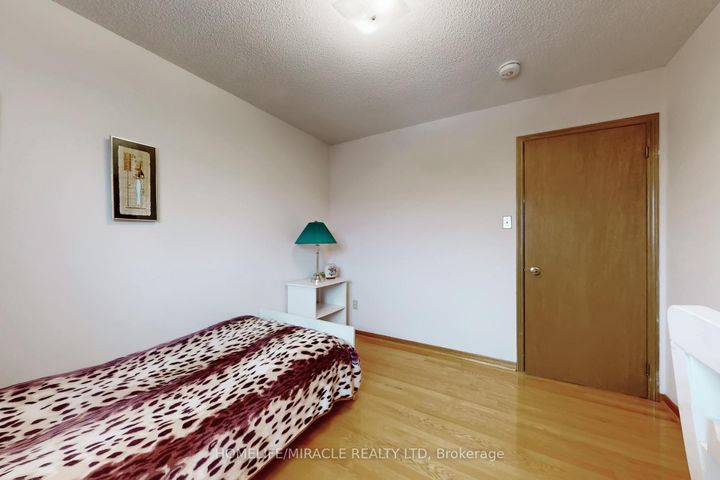 Photo 21 at 14 Rodwell Court, Fletcher's Creek South, Brampton