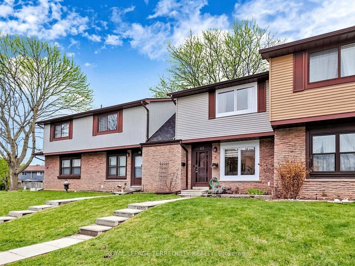 Photo 0 at 49 - 6730 Falconer Drive, Streetsville, Mississauga