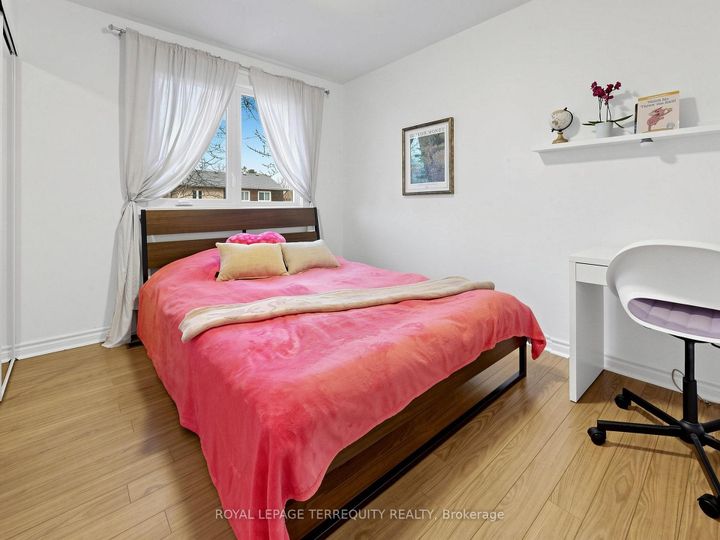 Photo 18 at 49 - 6730 Falconer Drive, Streetsville, Mississauga