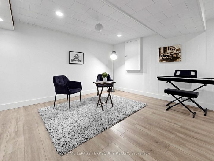 Photo 25 at 49 - 6730 Falconer Drive, Streetsville, Mississauga