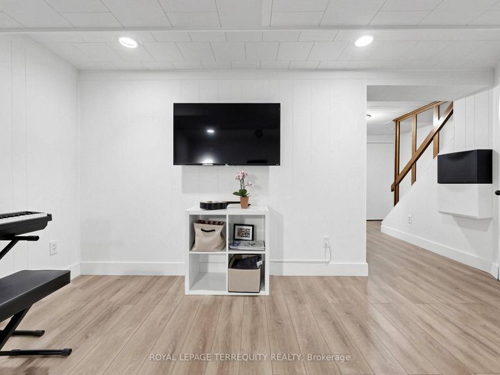 Photo 27 at 49 - 6730 Falconer Drive, Streetsville, Mississauga