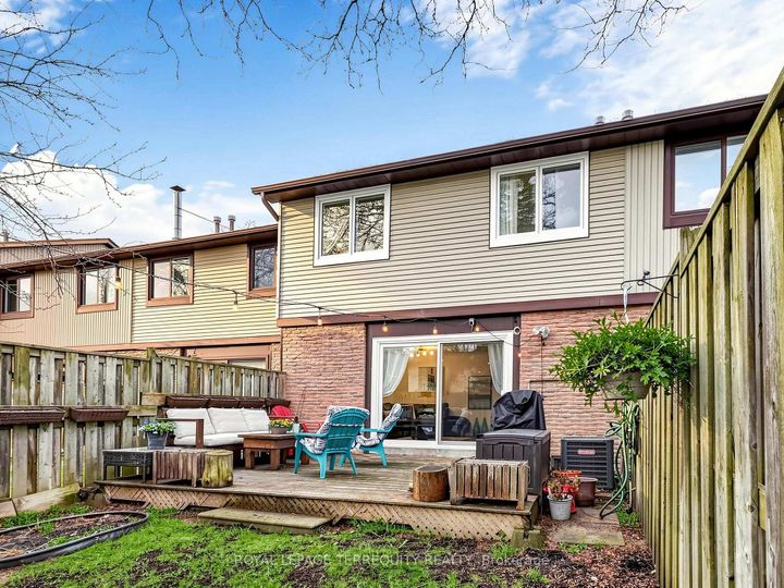 Photo 31 at 49 - 6730 Falconer Drive, Streetsville, Mississauga