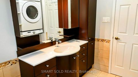 Photo 9 at 148 Castlehill Road, Maple, Vaughan