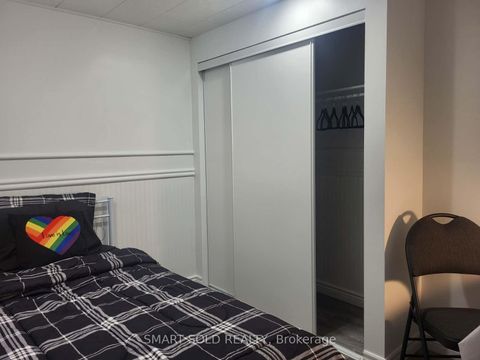 Photo 21 at 148 Castlehill Road, Maple, Vaughan