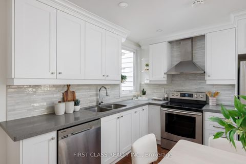 Photo 12 at 121 Galt Avenue, South Riverdale, Toronto