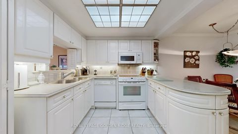 Photo 12 at 1210 - 65 Spring Garden Avenue, Willowdale East, Toronto