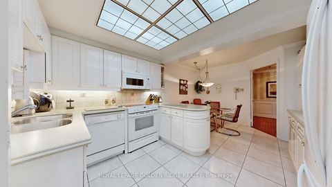 Photo 13 at 1210 - 65 Spring Garden Avenue, Willowdale East, Toronto