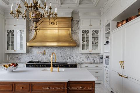 Photo 10 at 5202 - 50 Yorkville Avenue, Annex, Toronto
