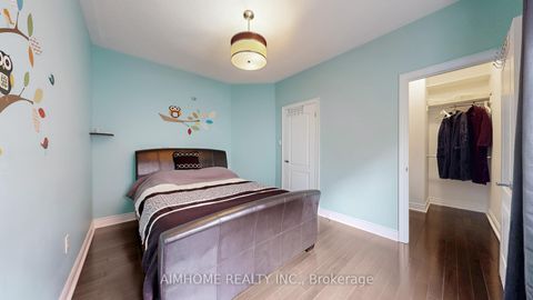 Photo 28 at 18 Bristlewood Crescent, Patterson, Vaughan