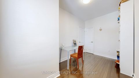 Photo 35 at 18 Bristlewood Crescent, Patterson, Vaughan