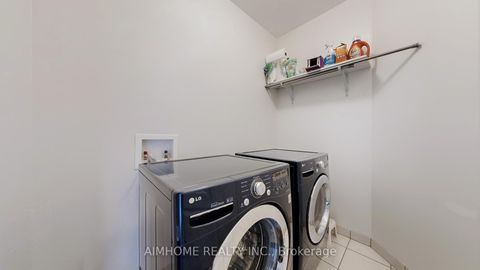 Photo 38 at 18 Bristlewood Crescent, Patterson, Vaughan