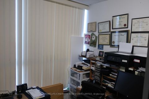 Photo 11 at 206 - 330 McCowan Road, Eglinton East, Toronto