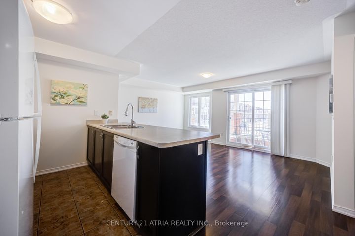 Photo 3 at 5 - 129 Isaac Devins Boulevard, Pelmo Park W5, Toronto