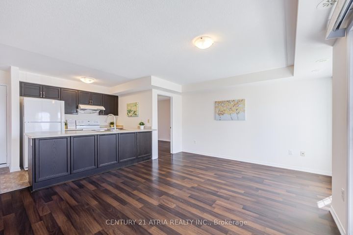 Photo 11 at 5 - 129 Isaac Devins Boulevard, Pelmo Park W5, Toronto