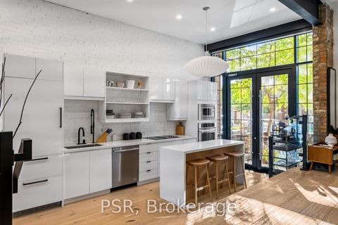 Photo 5 at 53 Palmerston Avenue, Bellwoods, Toronto