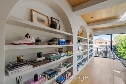 Photo 14 at 53 Palmerston Avenue, Bellwoods, Toronto