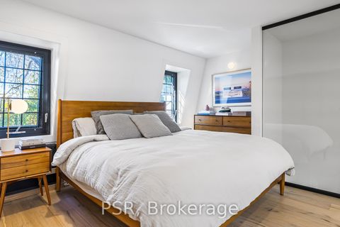 Photo 30 at 53 Palmerston Avenue, Bellwoods, Toronto