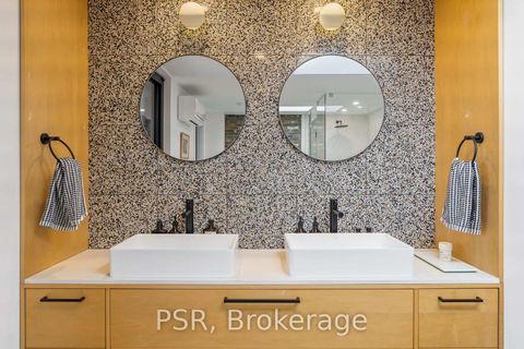 Photo 34 at 53 Palmerston Avenue, Bellwoods, Toronto