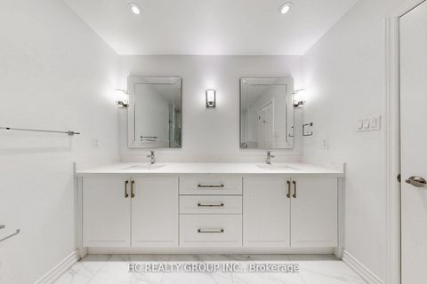 Photo 18 at 204B Finch Avenue E, Newtonbrook East, Toronto