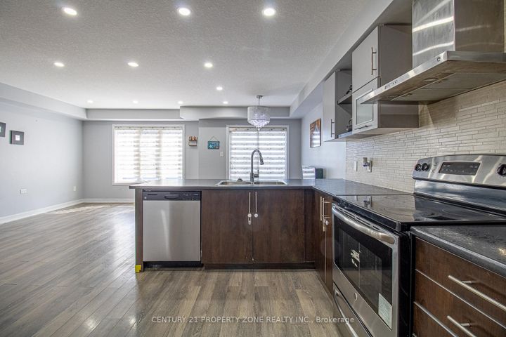 Photo 7 at 144 Crafter Crescent, Stoney Creek Mountain, Hamilton