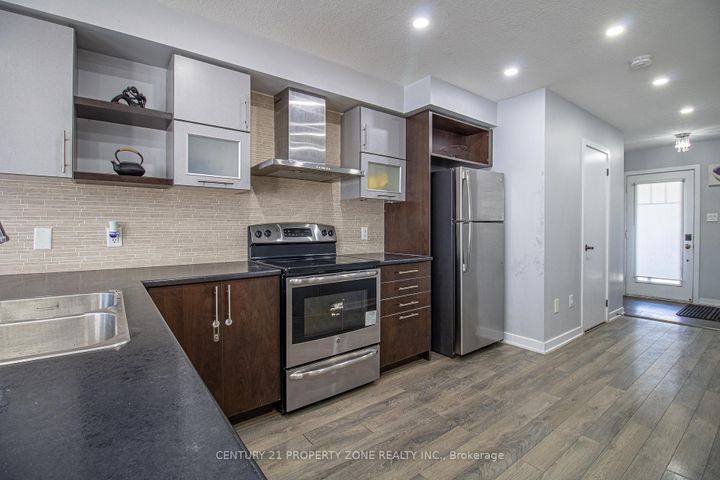 Photo 8 at 144 Crafter Crescent, Stoney Creek Mountain, Hamilton