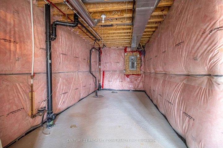 Photo 35 at 144 Crafter Crescent, Stoney Creek Mountain, Hamilton