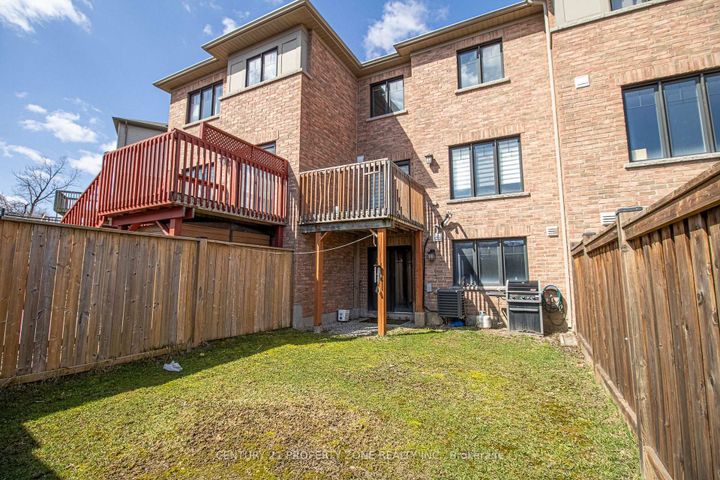 Photo 37 at 144 Crafter Crescent, Stoney Creek Mountain, Hamilton