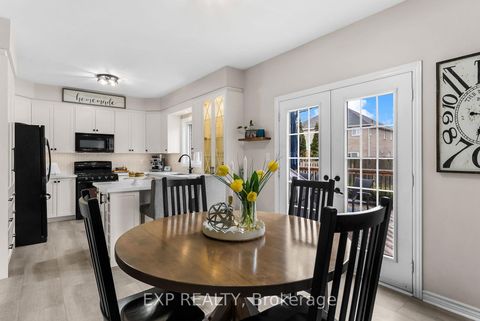 Photo 11 at 14 Whitestone Drive, Keswick North, Georgina