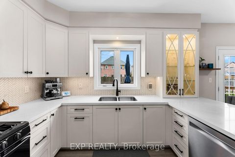 Photo 14 at 14 Whitestone Drive, Keswick North, Georgina