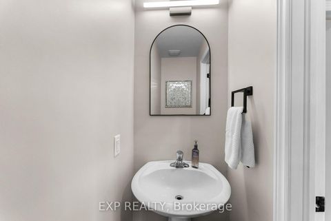 Photo 16 at 14 Whitestone Drive, Keswick North, Georgina