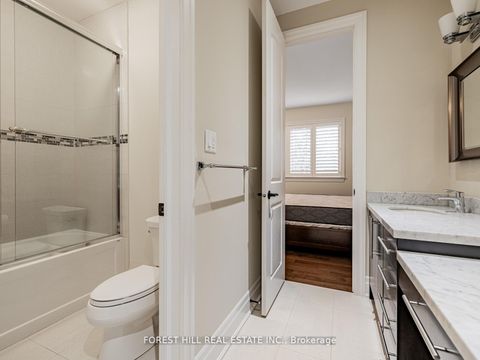 Photo 28 at 394 Connaught Avenue, Newtonbrook West, Toronto