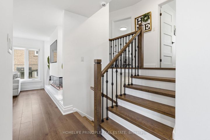 Photo 13 at 101 Renault Crescent, Humber Heights, Toronto