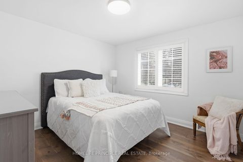 Photo 20 at 101 Renault Crescent, Humber Heights, Toronto