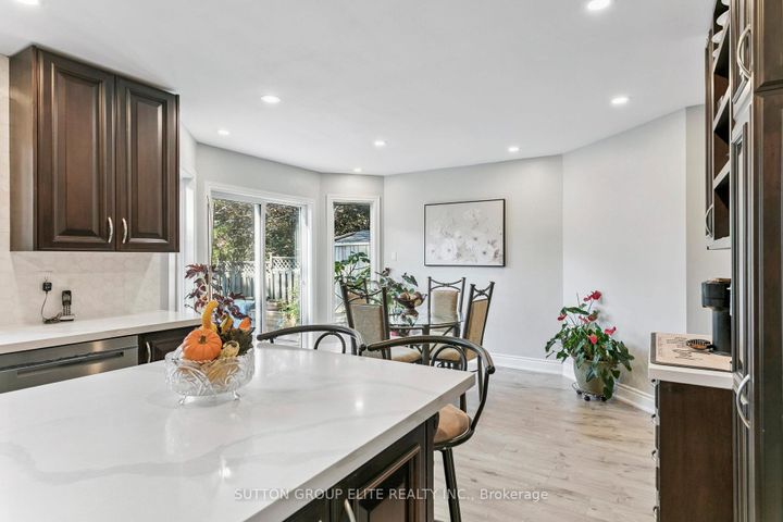 Photo 11 at 5824 Prairie Circle, Lisgar, Mississauga