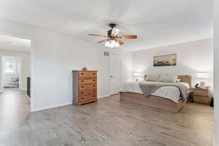 Photo 31 at 5824 Prairie Circle, Lisgar, Mississauga