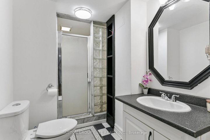 Photo 45 at 5824 Prairie Circle, Lisgar, Mississauga